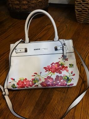 Adrienne Vittadini White Floral Tote Bag